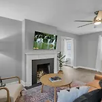 The Huron Charmer-4 Bd And Yard
