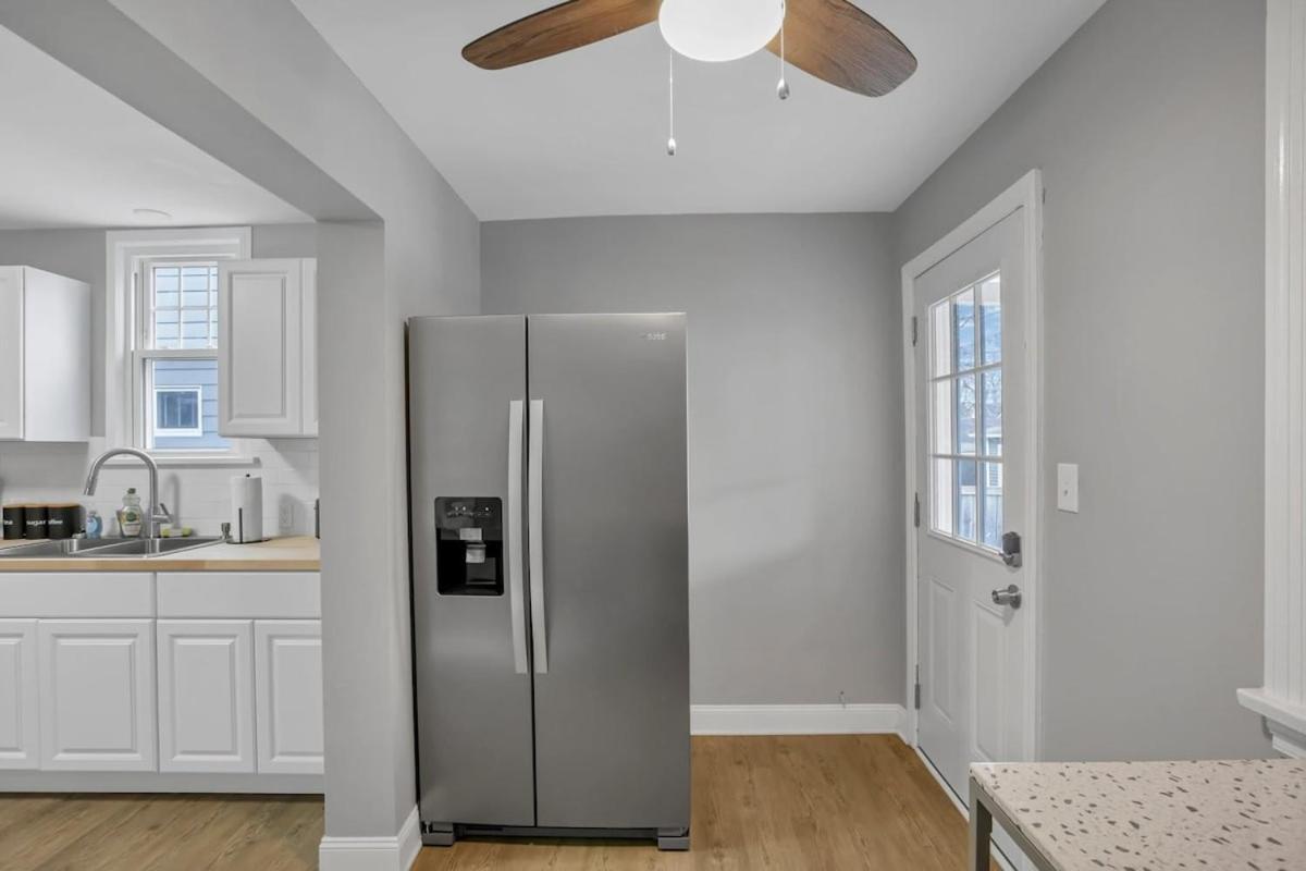 The Huron Charmer-4 Bd And Yard