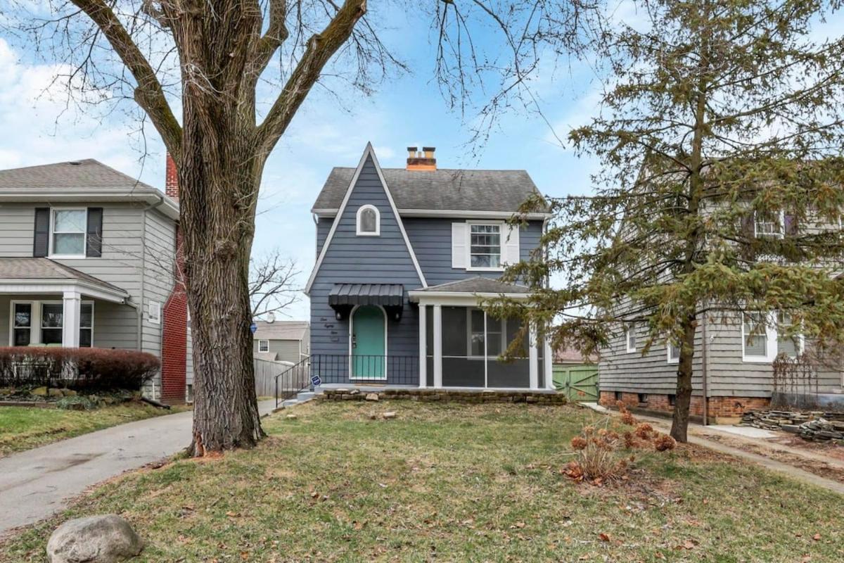 The Huron Charmer-4 Bd And Yard Hébergement de vacances *
